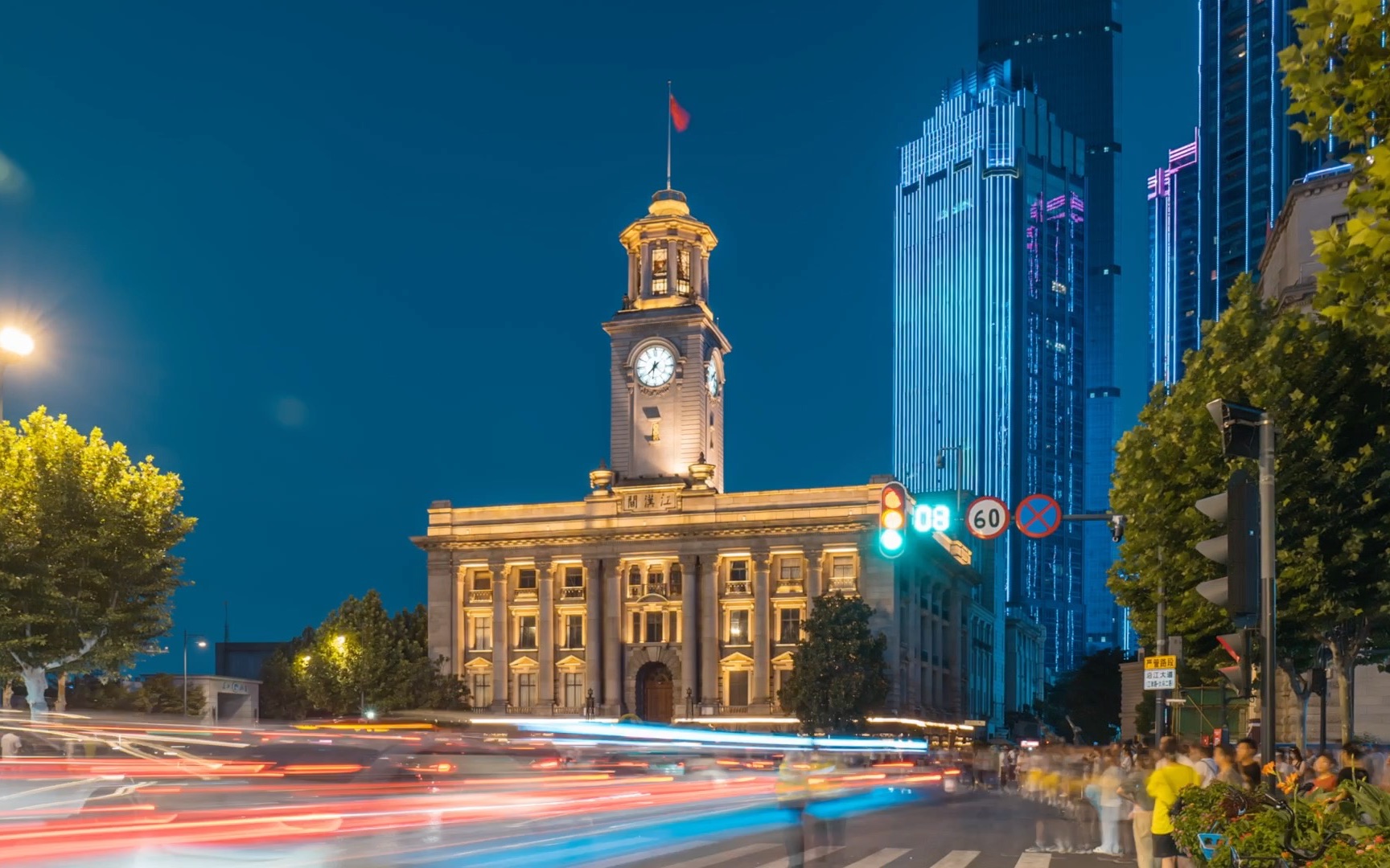 我用松下s5拍到的移动延时|总要来听听百年江汉关的钟声吧