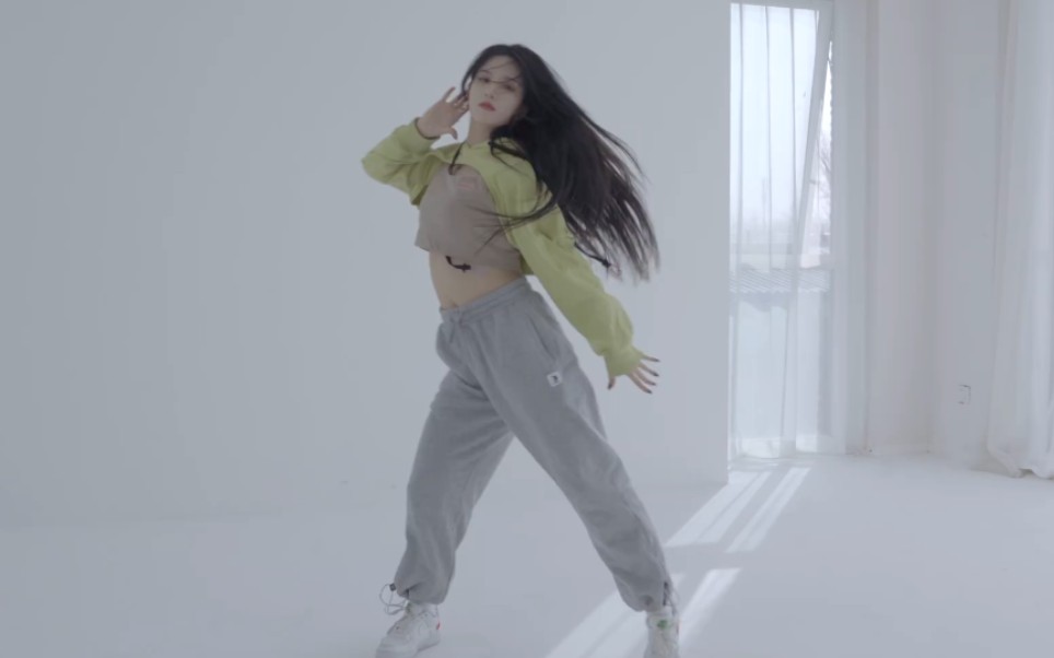 【刘些宁】‖ 情人节舞蹈已送达,请签收!