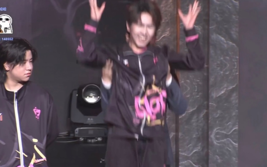 【gr战队】超q抱举橙崽(马克ob版)