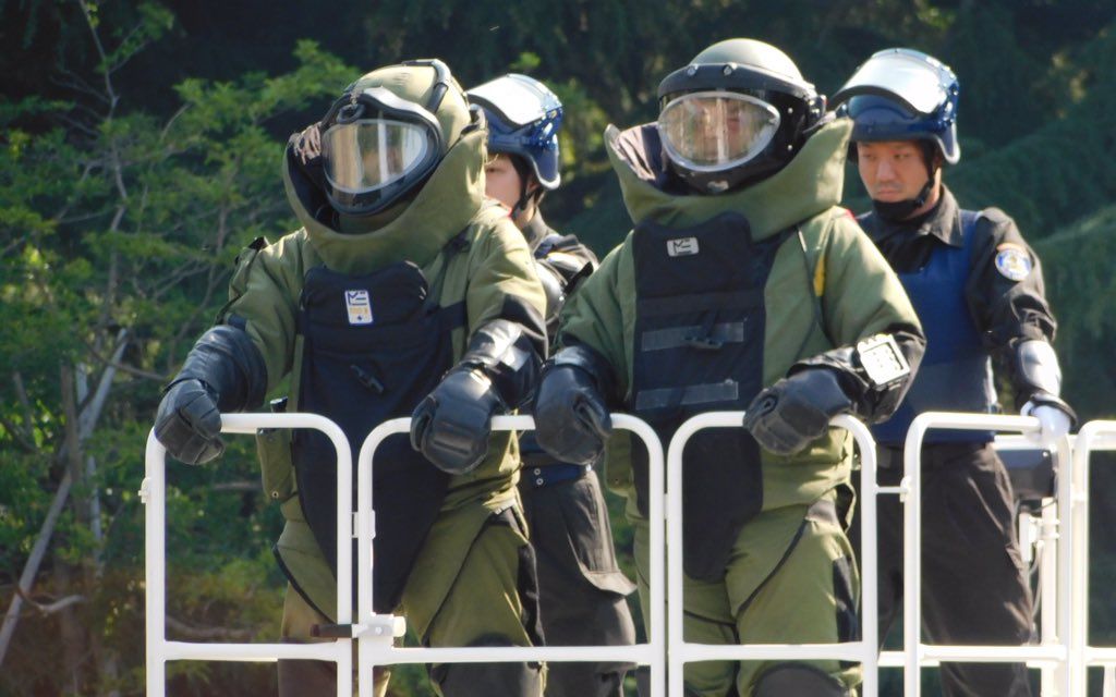 日本警方爆炸物处理班紧急出动,处置危险品-长野县警机动队