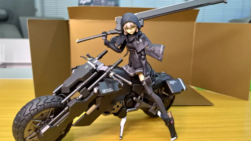 【兴趣开箱】Figma 重兵装型女子高生壹another +摩托BK91A 套装_ 