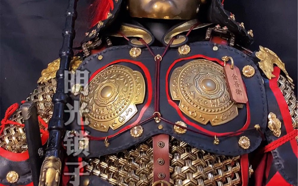 儿时想象的黄金山文锁子甲把手办变成真人大