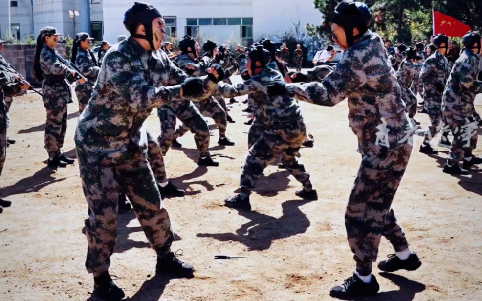 高燃来袭!辽宁省少年军校总校正式揭牌成立,加油,少年!少年强则国强!辽宁省少年军校培育新时代少年,辽宁省少年军校点亮青少年国防梦!哔哩哔...