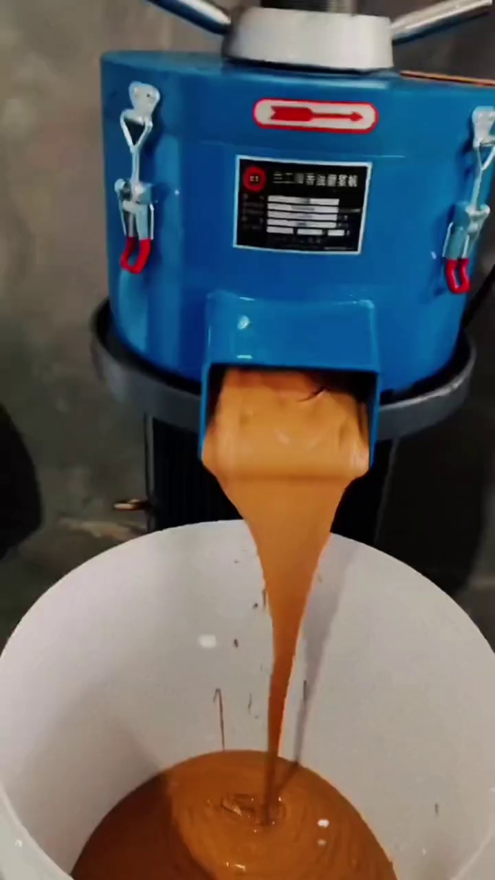 香油设备 #二八酱磨酱机 #芝麻酱机 #花生酱机器 芝麻磨酱机操作嫉ゥ