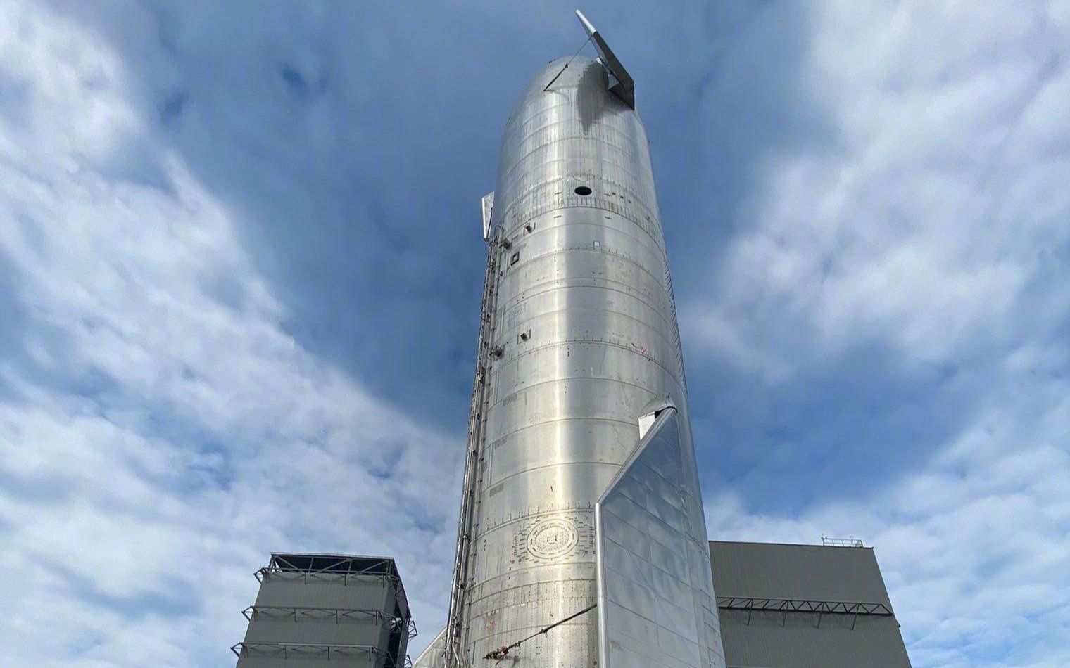 坎星人模拟spacex鸽神sn9星舰回收