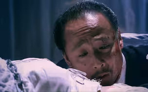 为了制作出完美标本，变态医生养了小女孩十八年！