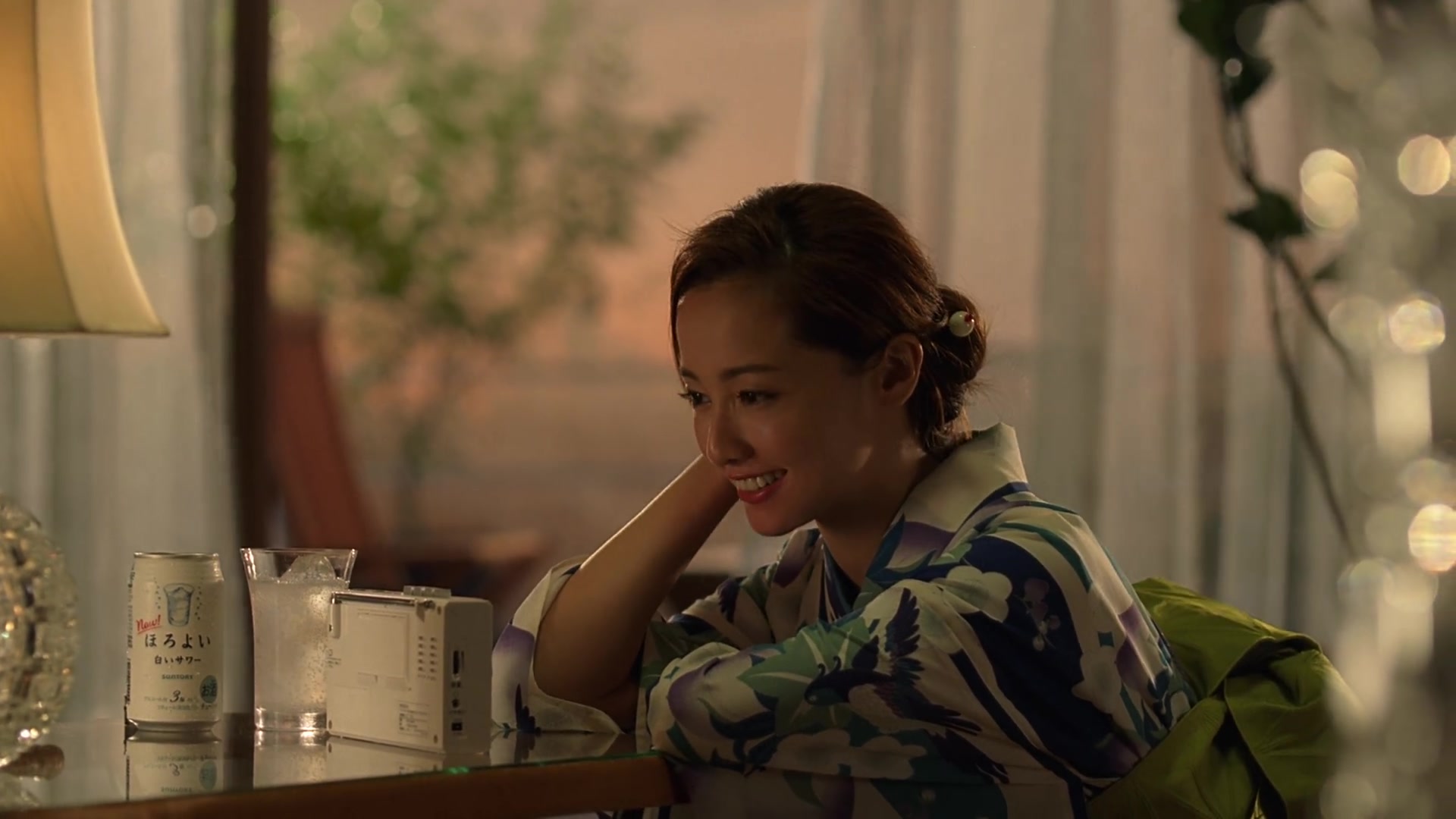 【泽尻绘里香】【狼狈女主】饮料广告和花絮 美美美美