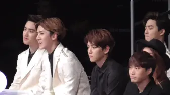 Download Video: 141203 EXO MAMA 台下嘉宾观众席 【珉兴勉贤都韬勋】