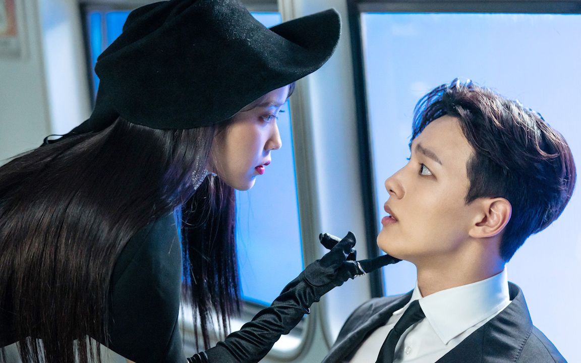 德鲁纳酒店热播强奇幻设定男女主千年虐恋吸睛