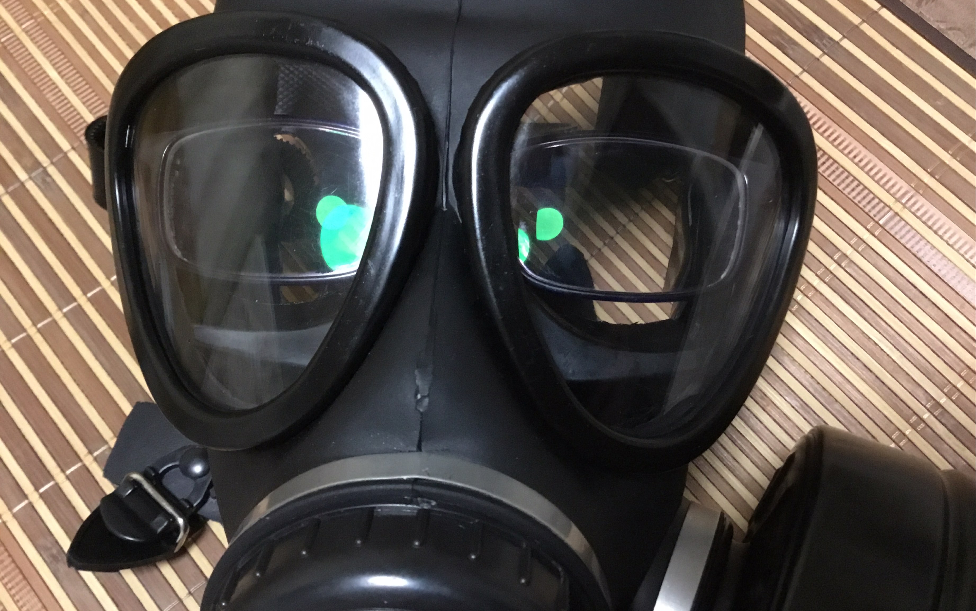 战术人形m4 sopmod2的军用fmj05防毒面具!