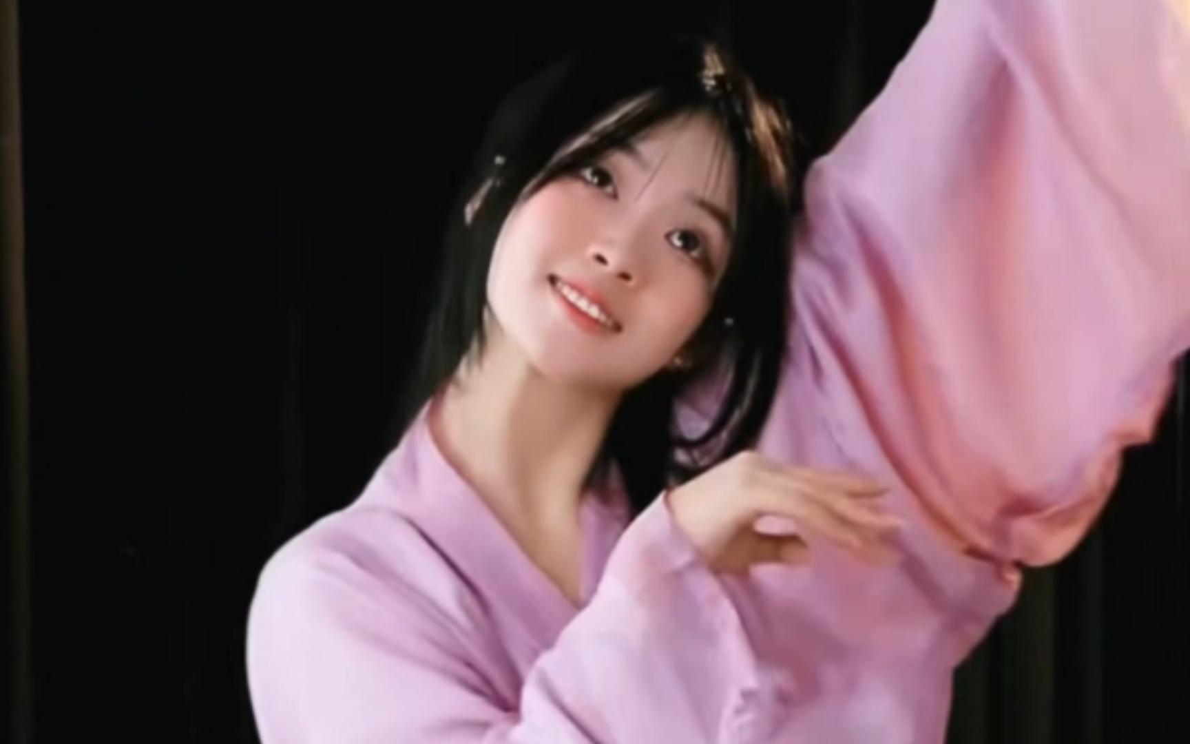 小城谣 明月秋苑 姐姐