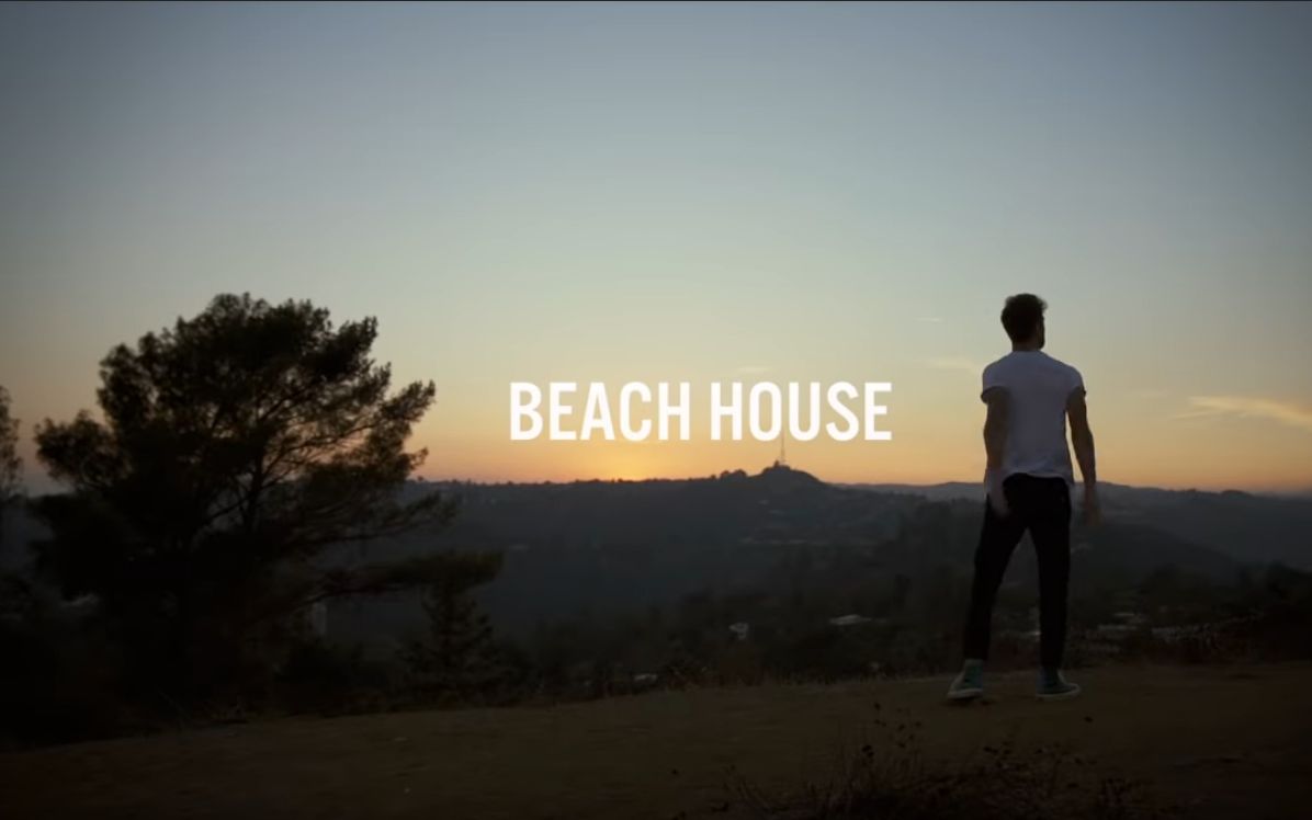 [图]【The Chainsmokers 烟鬼】Beach House 官方MV