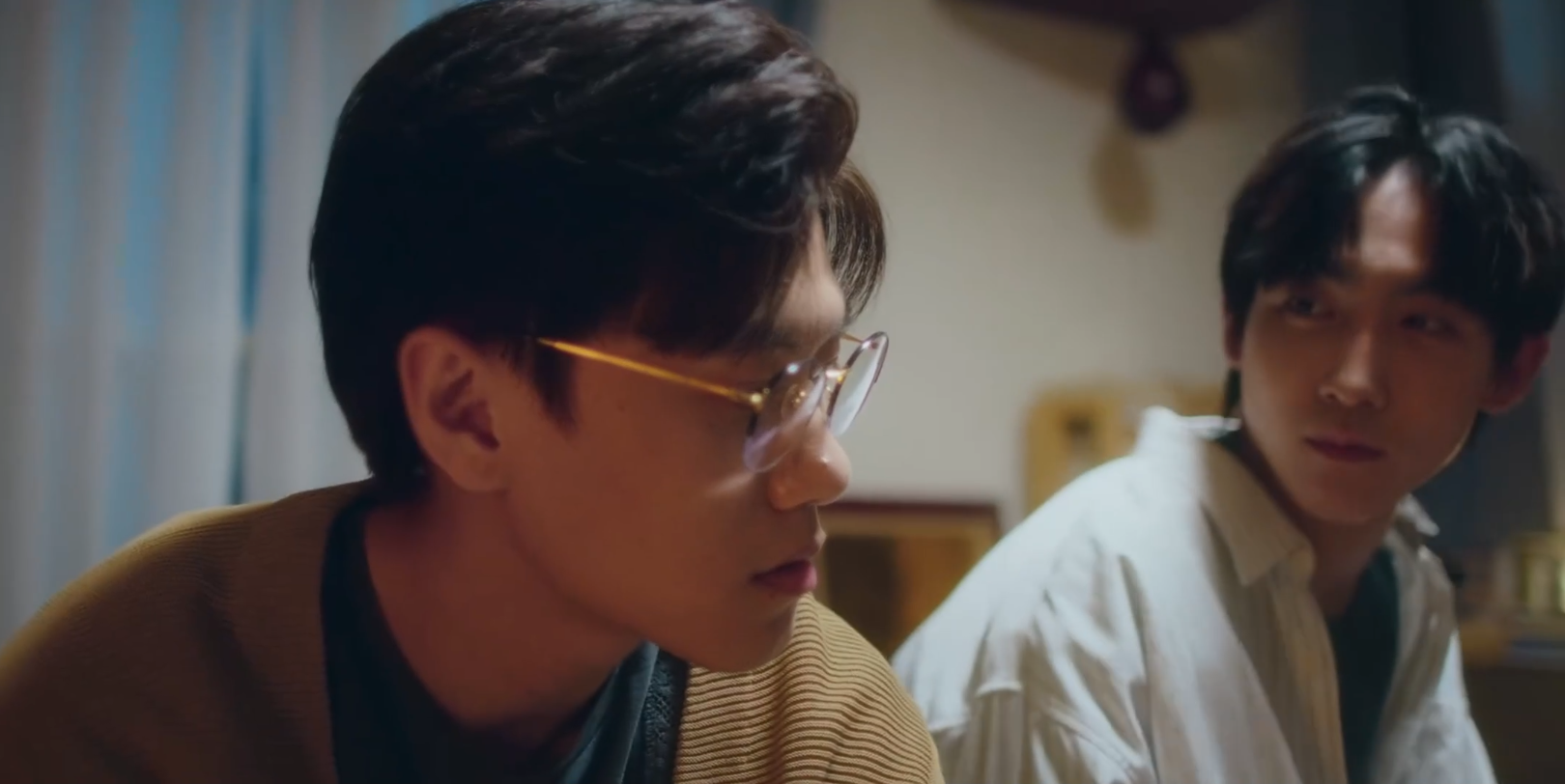 【远谦】p8～4看策划需要离这么近吗?小远你真的是无心的?