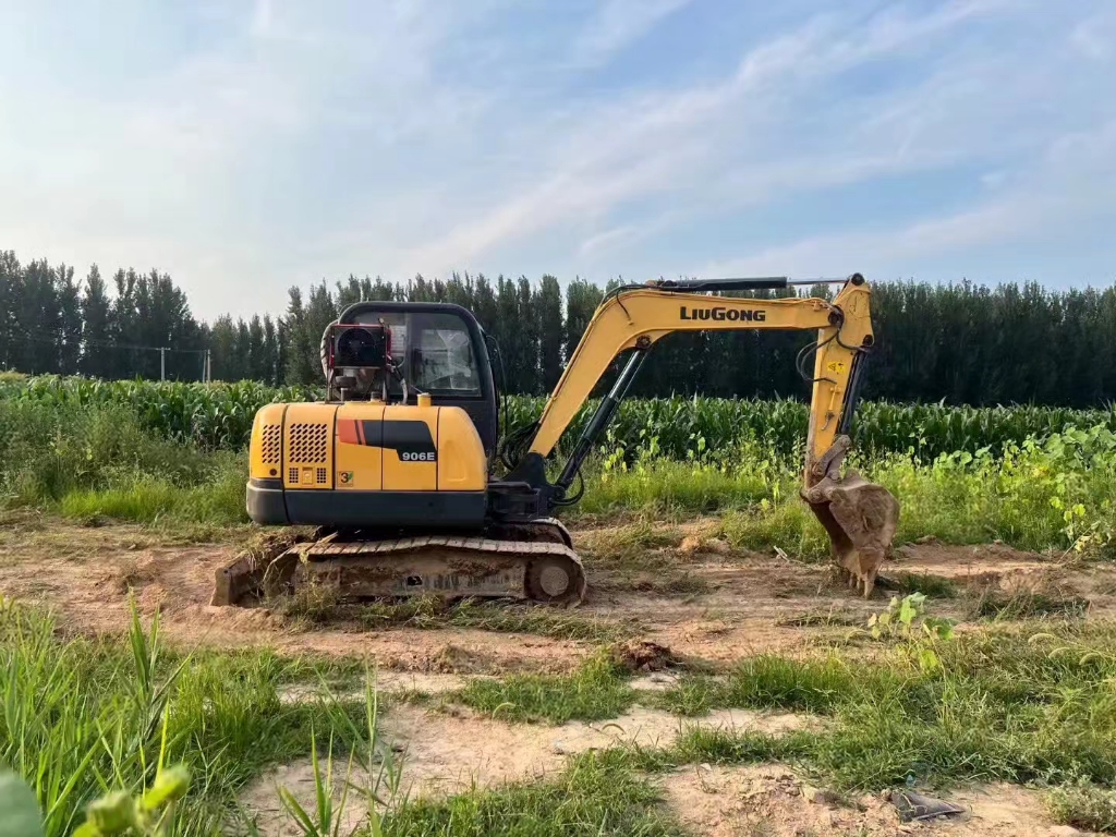 刘一手分享精品挖掘机,柳工906挖机.#二手挖机