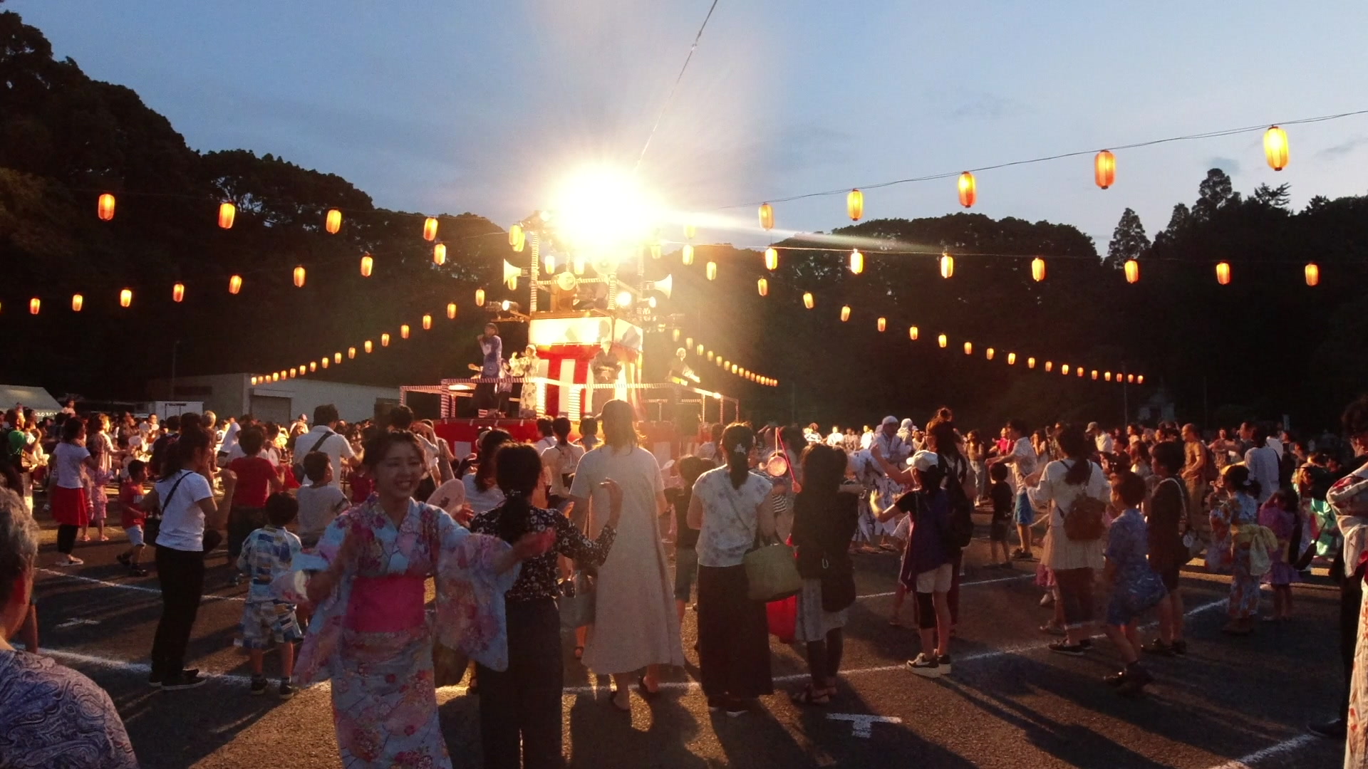 [图]【盂兰盆节/花火大会】日本横滨-総持寺