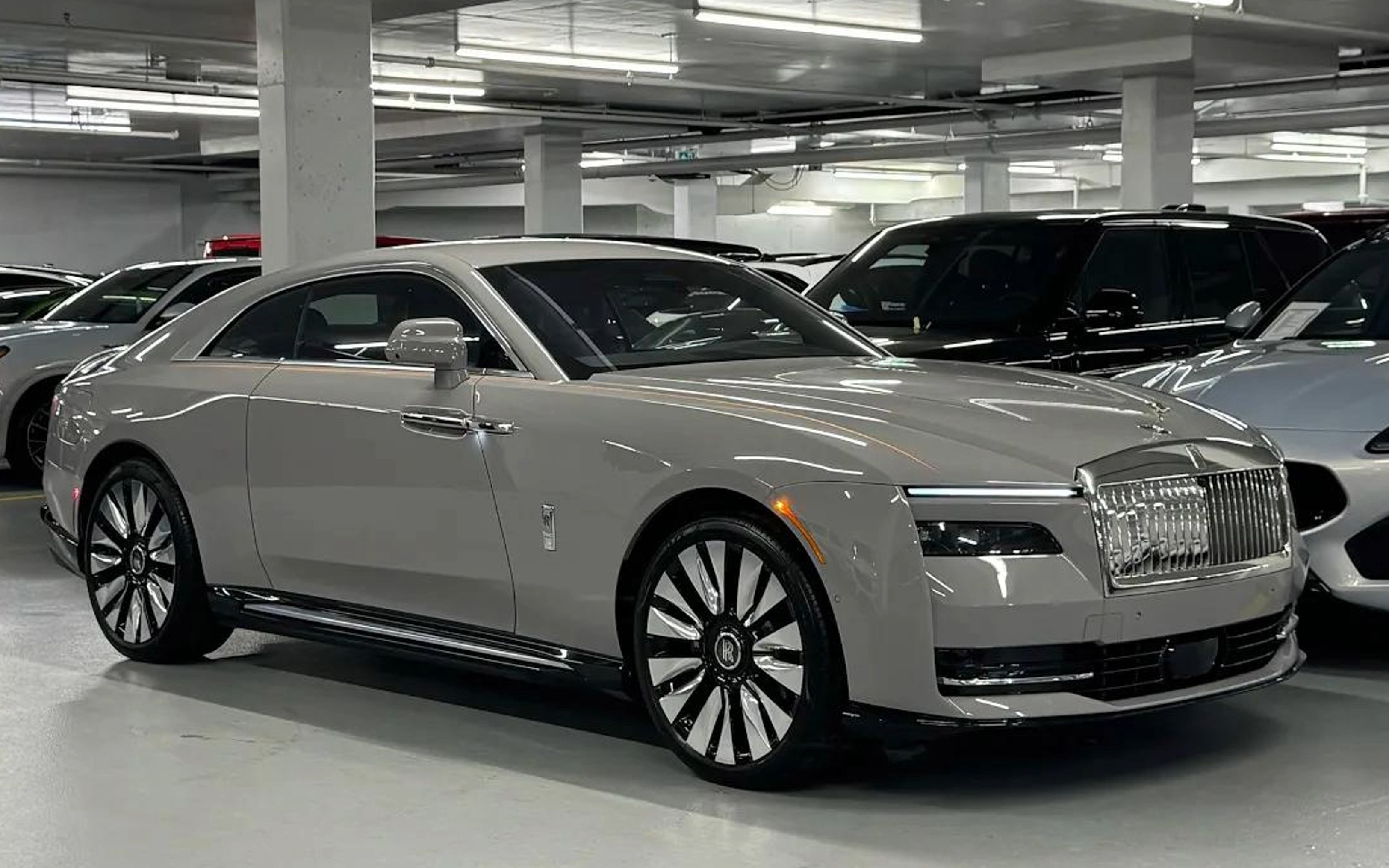 【4k鉴赏】纯电巅峰 劳斯莱斯闪灵 rolls-royce spectre