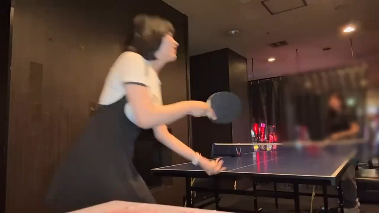乒乓球美女