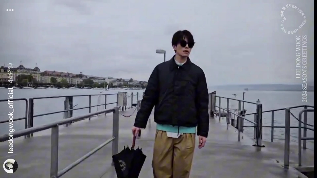 【李栋旭】下雪啦下雪啦下雪啦!老李头手都冻得红彤彤的