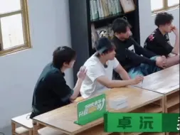 Скачать видео: 又给我捡到了啦！“那你别打呀”磕到34就是简简单单！