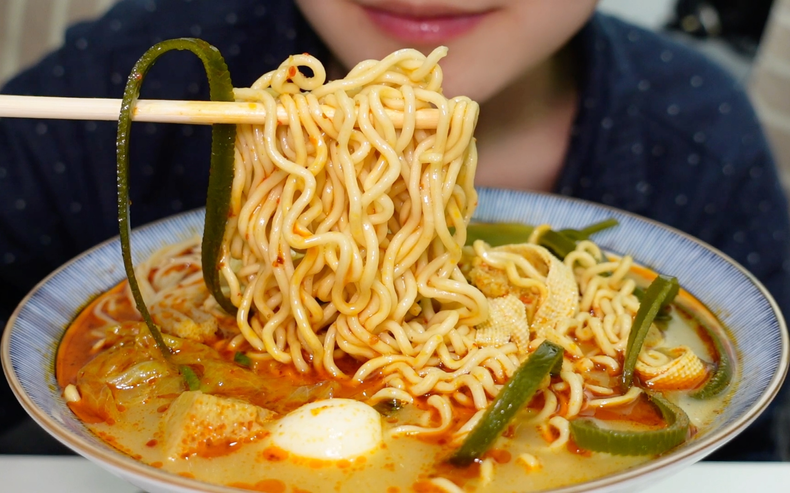 「吃飯時間」砂锅方便面