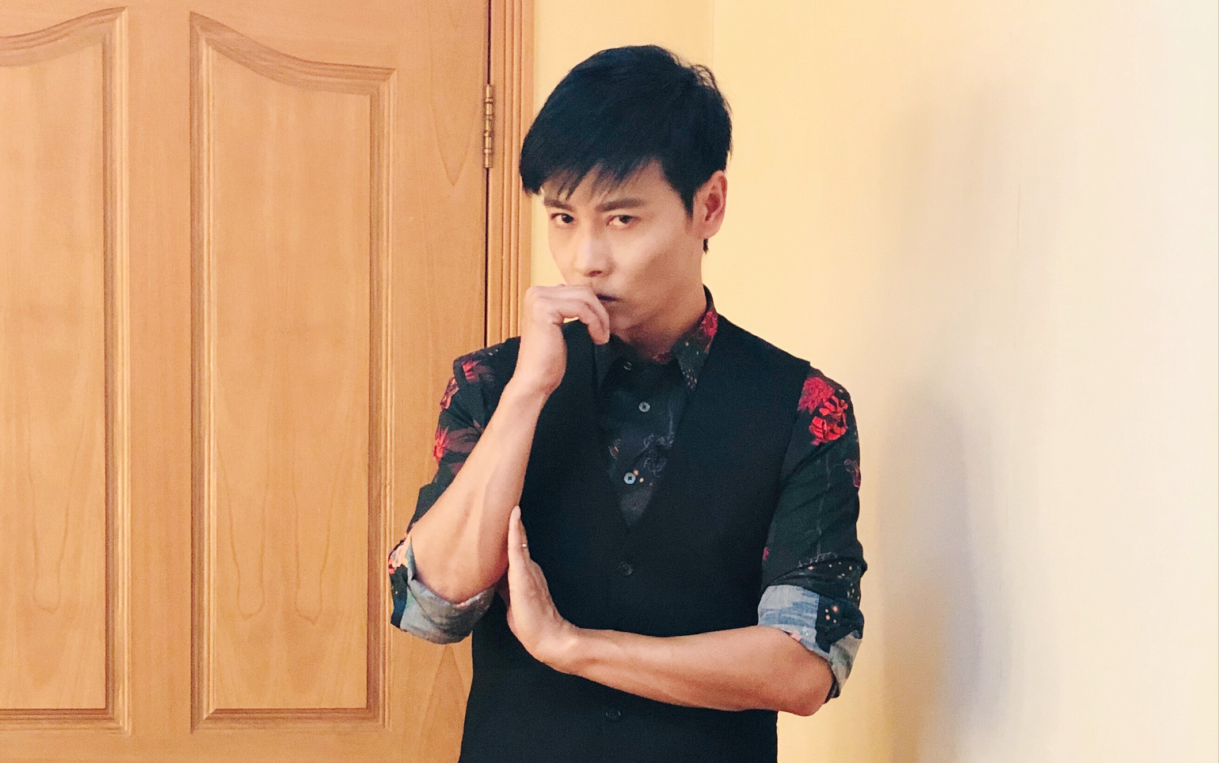 【张晋】【非常静距离】2018.12.06 张晋拍水月洞天三次追求蔡少芬