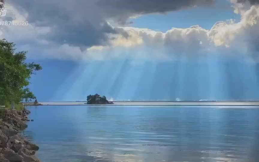 洱海超级美的环形云~看到都欧气满满哟(o07ω`o)17