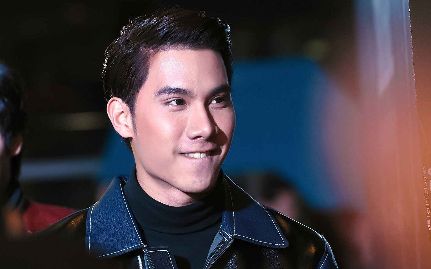 【醉后爱上你】男神tulpakorn用中文说想吃麻辣火锅