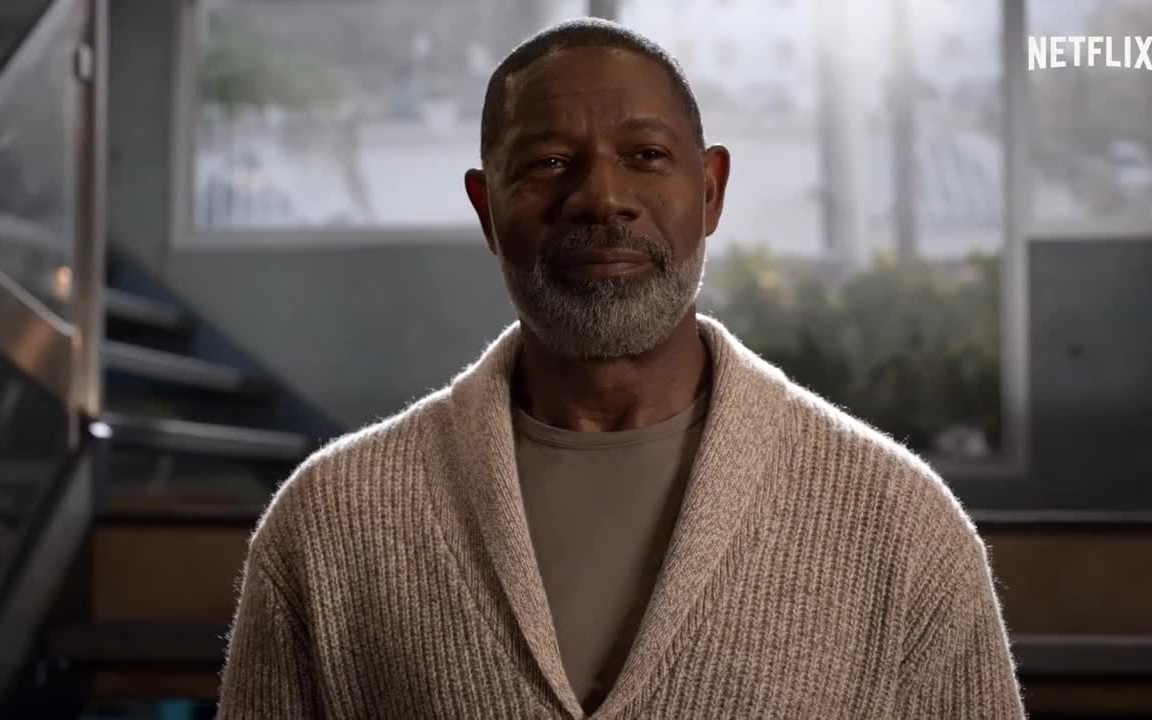 路西法和米迦勒迎来了上帝爸爸