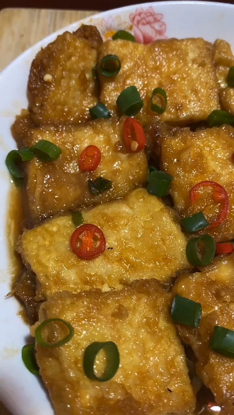 锅塌豆腐,家常做法,请大家参考"