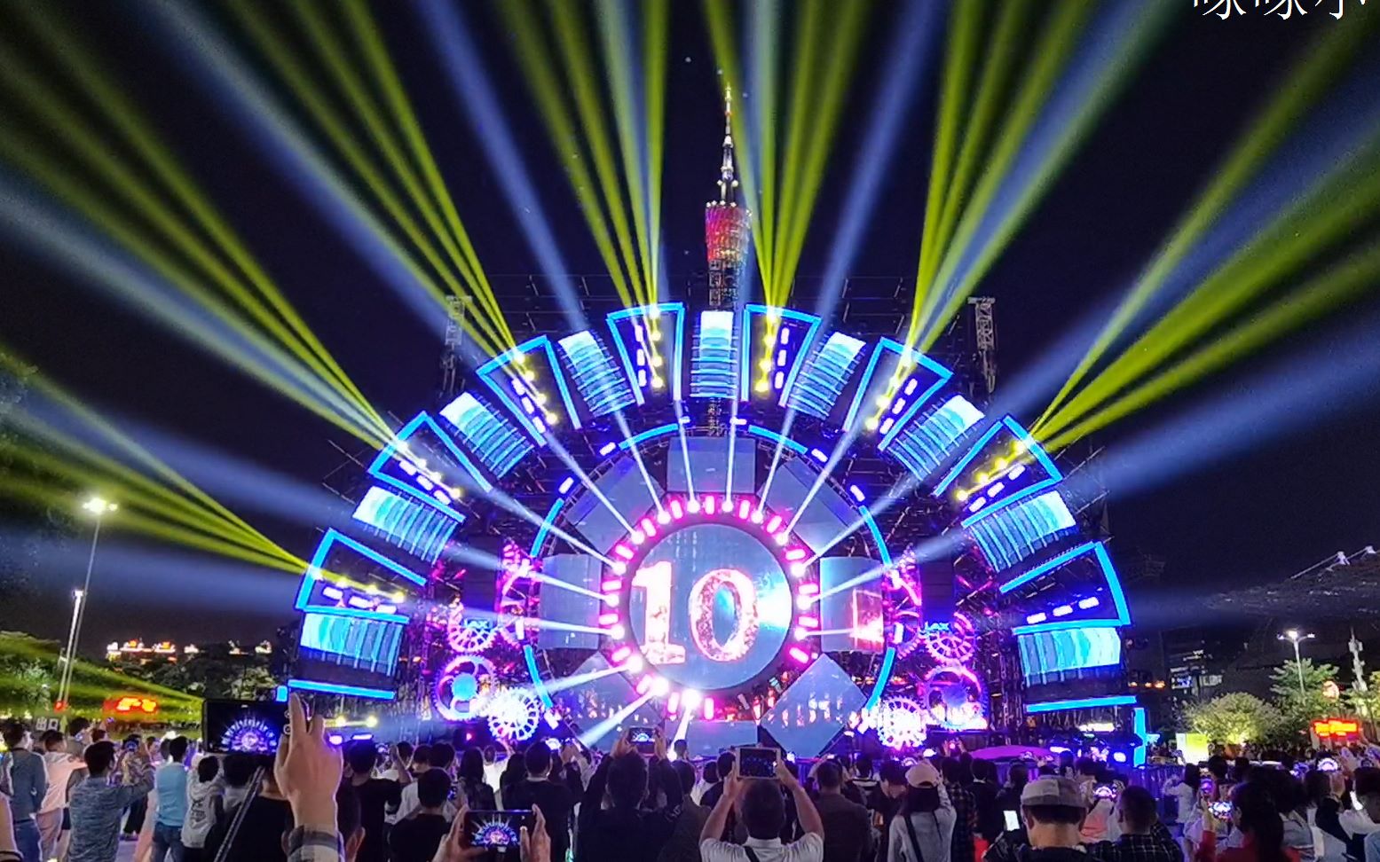 2019广州国际灯光节开幕式,看看上千名灯光师共同创作的作品