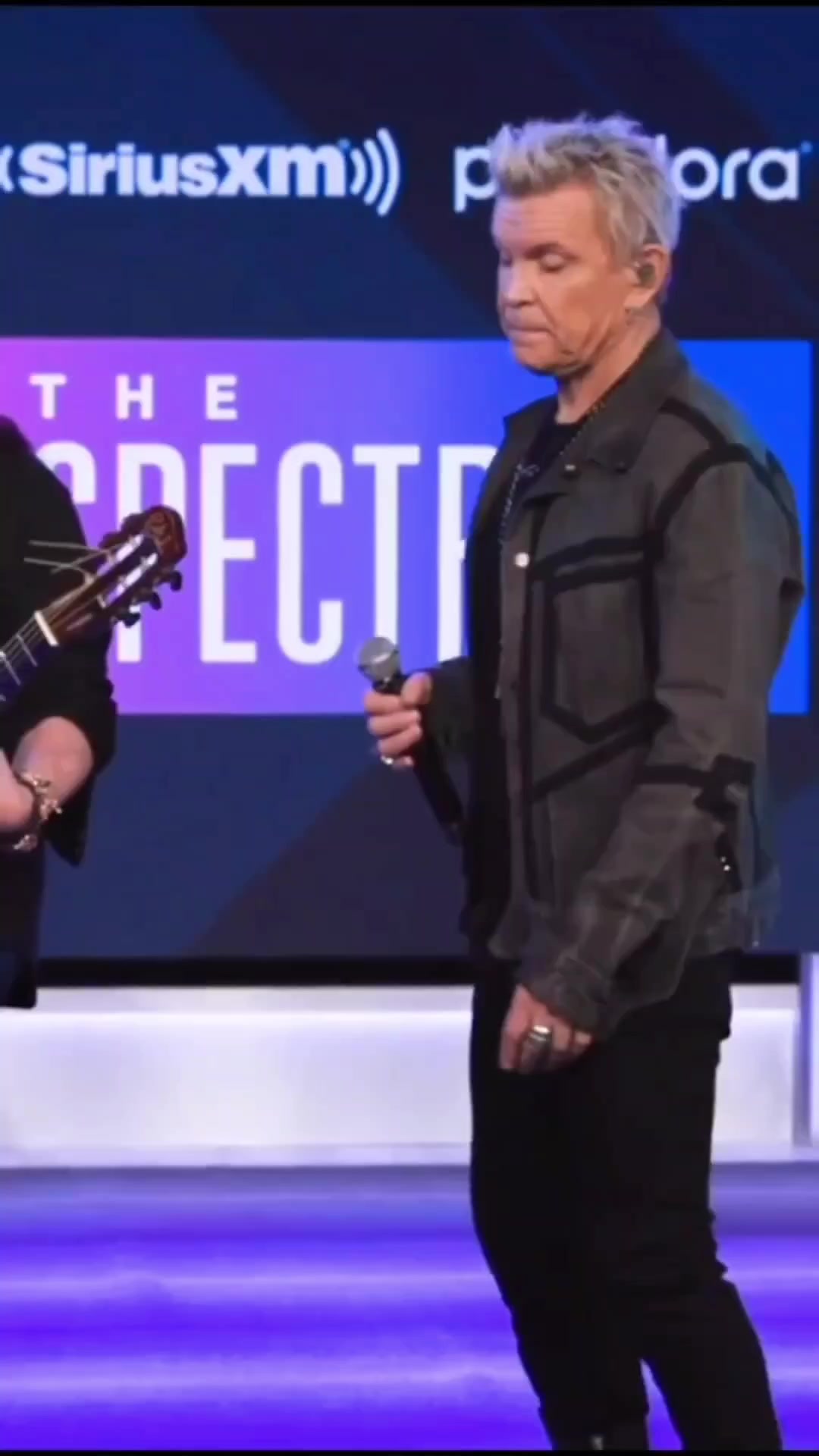 billyidol #davidbowie #philcollins #aha #bryanadams #80年代