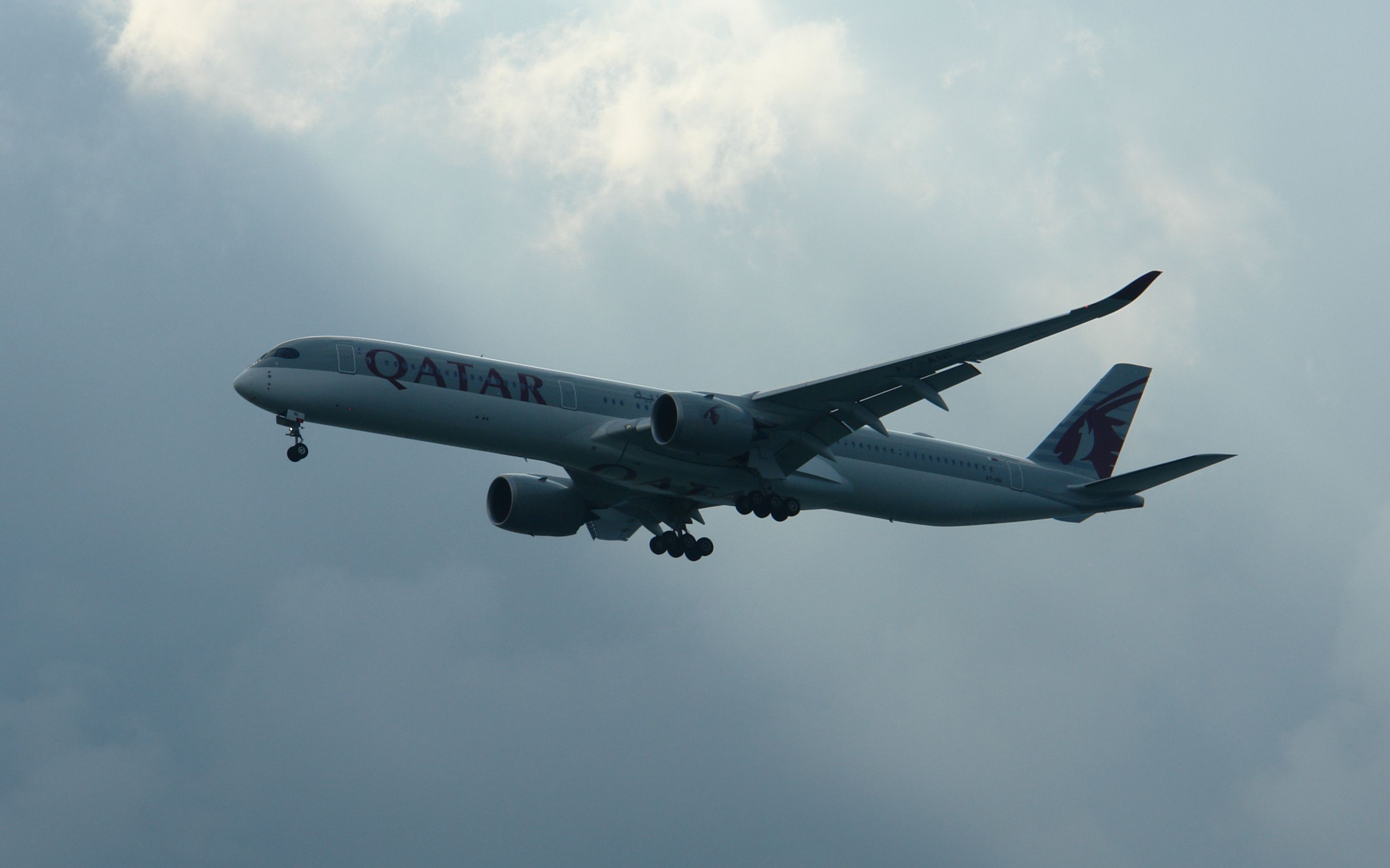 【拍灰机】sin qatar qr946 a350-1041 a7-ani_哔哩哔哩_bilibili