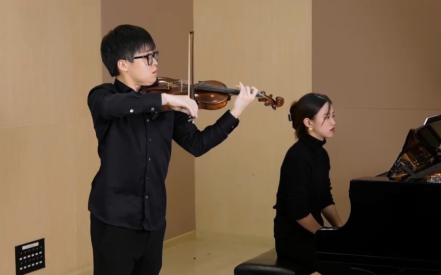 黄鹏演奏西贝柳斯《d小调小提琴协奏曲》(国音本科一年级)Peng Huang  Sibelius Violin Concerto in D minor, mv哔哩哔哩bilibili