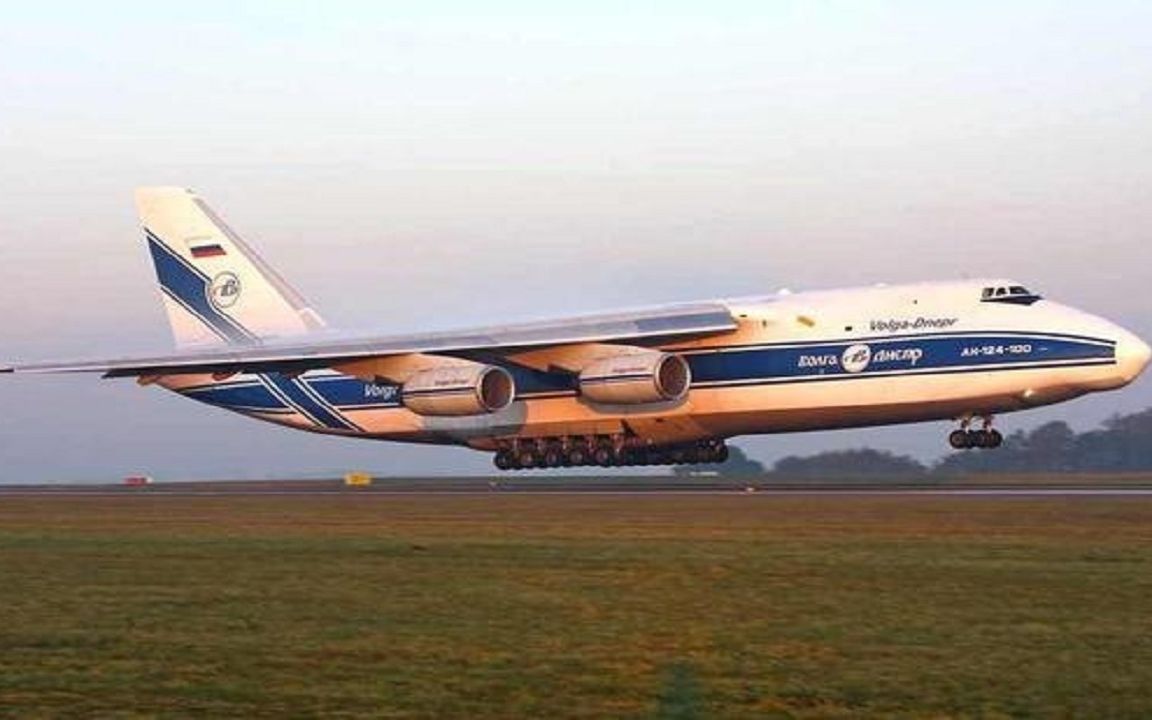 宁愿报废也不卖中国一颗螺丝钉,俄军封存大批飞机,很多是国宝级