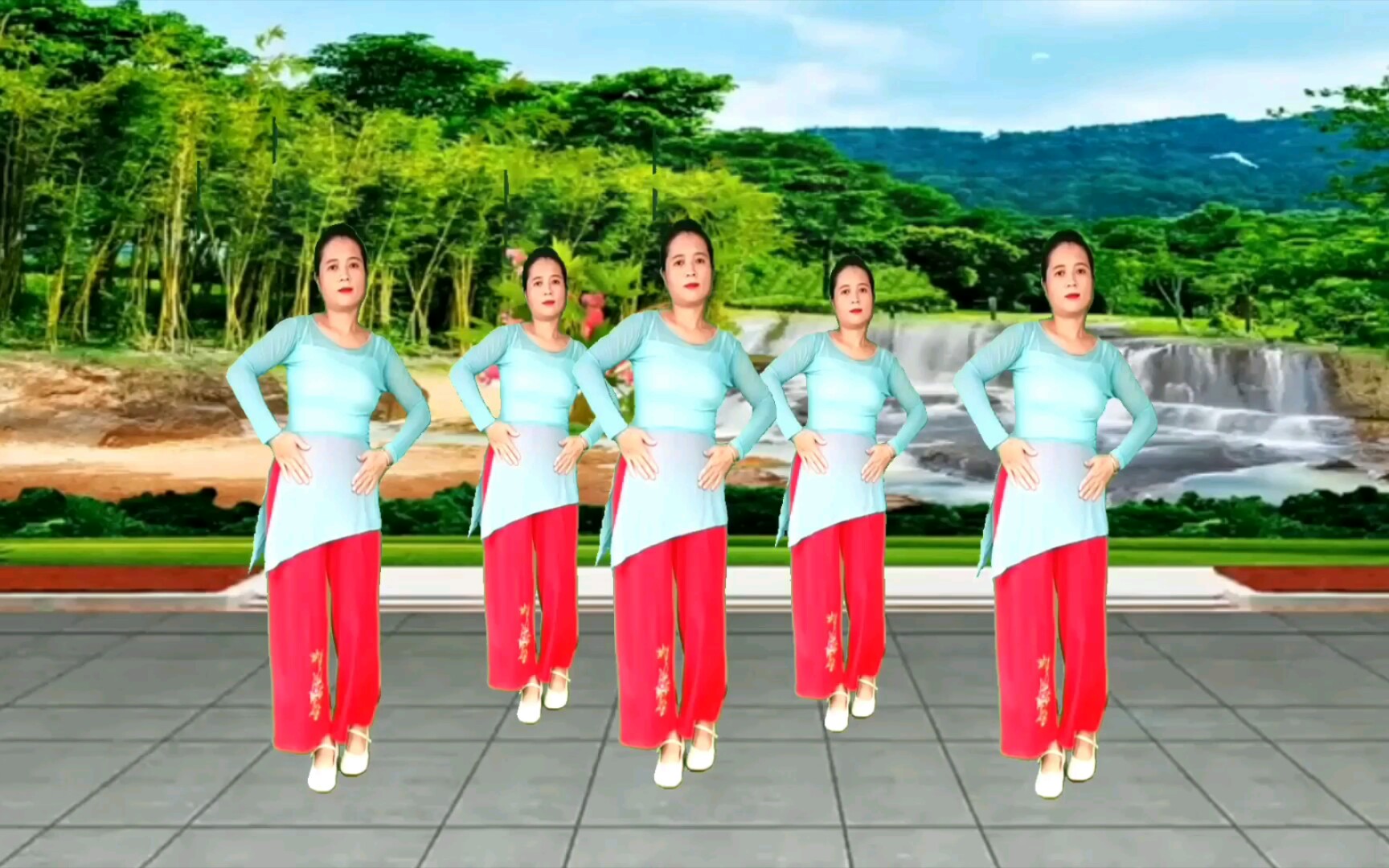 广场舞《草原绿了》音乐好听,舞蹈优美_哔哩哔哩_bilibili