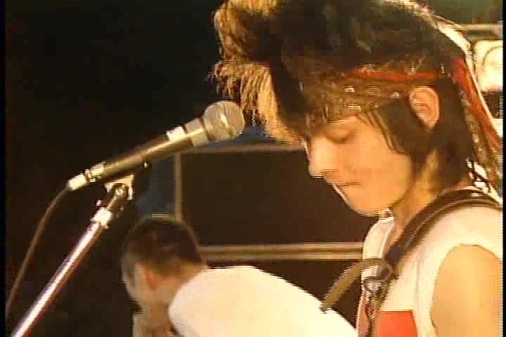 邦楽 THE BLUE HEARTS LIVE! THE BLUE HEARTS「LIVE ALL SOLD OUT」 | Warner Music Japan