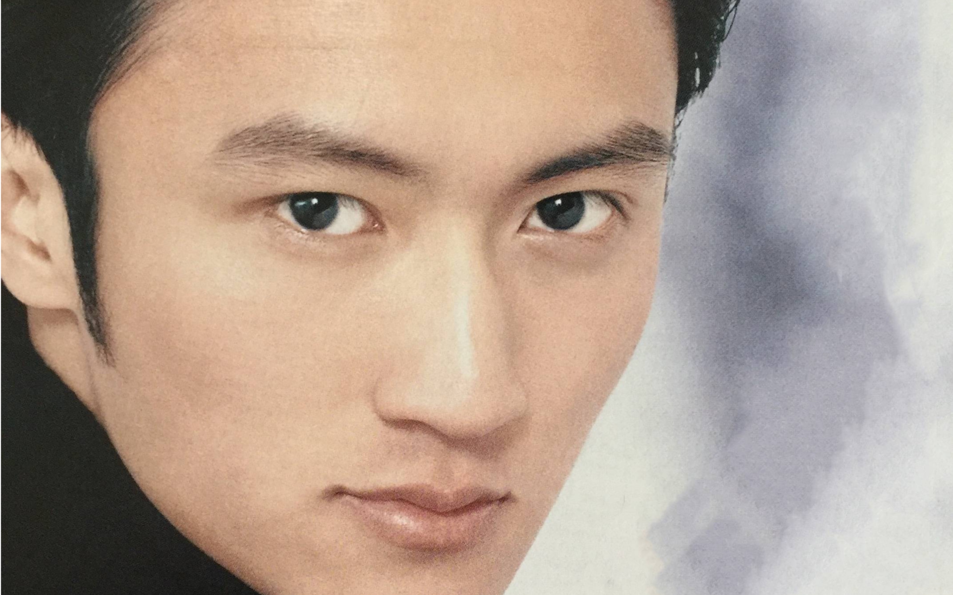 2002年谢霆锋/应采儿/梁洛施【32度护肤品】广告