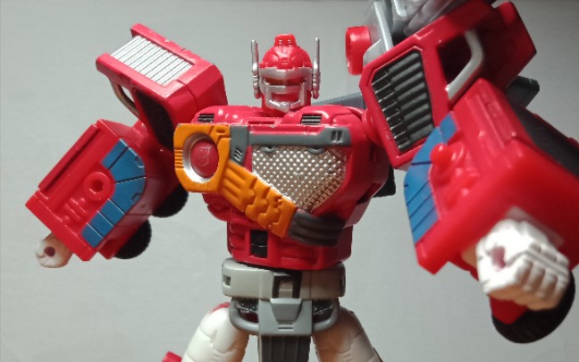 也精彩】变形金刚 钛合金系列 6寸 tf2000 rid 汽车人战记 火焰擎天柱