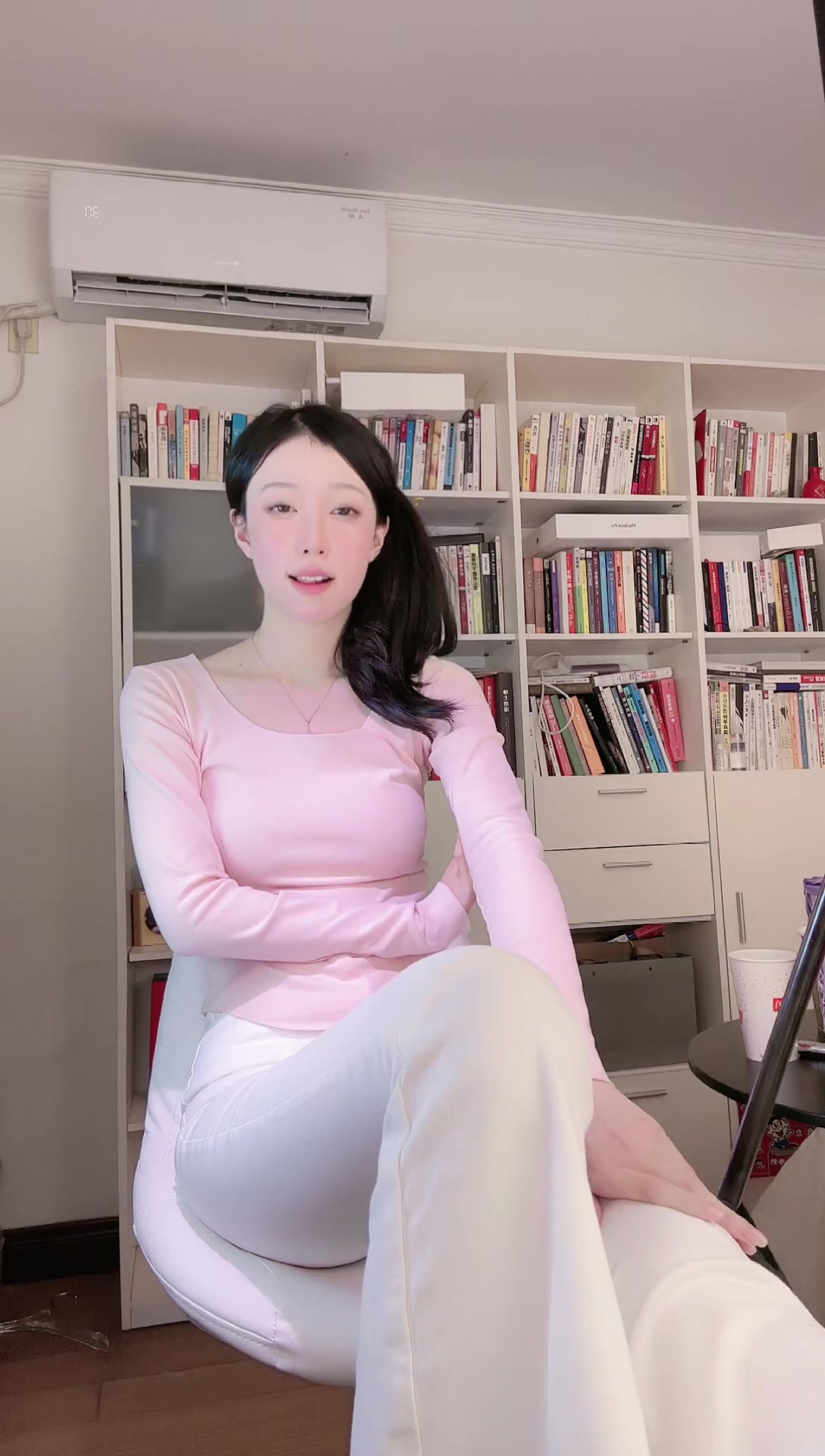 抖音_性感女人金玛丽_240223_204425