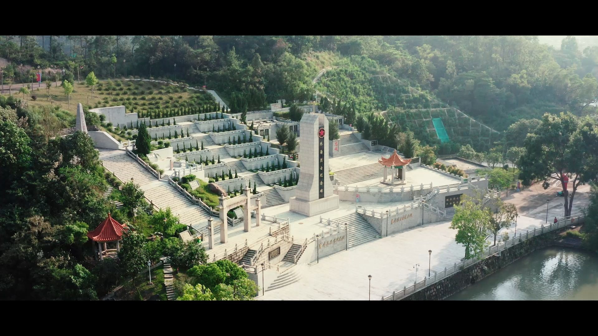 凤凰山烈士陵园