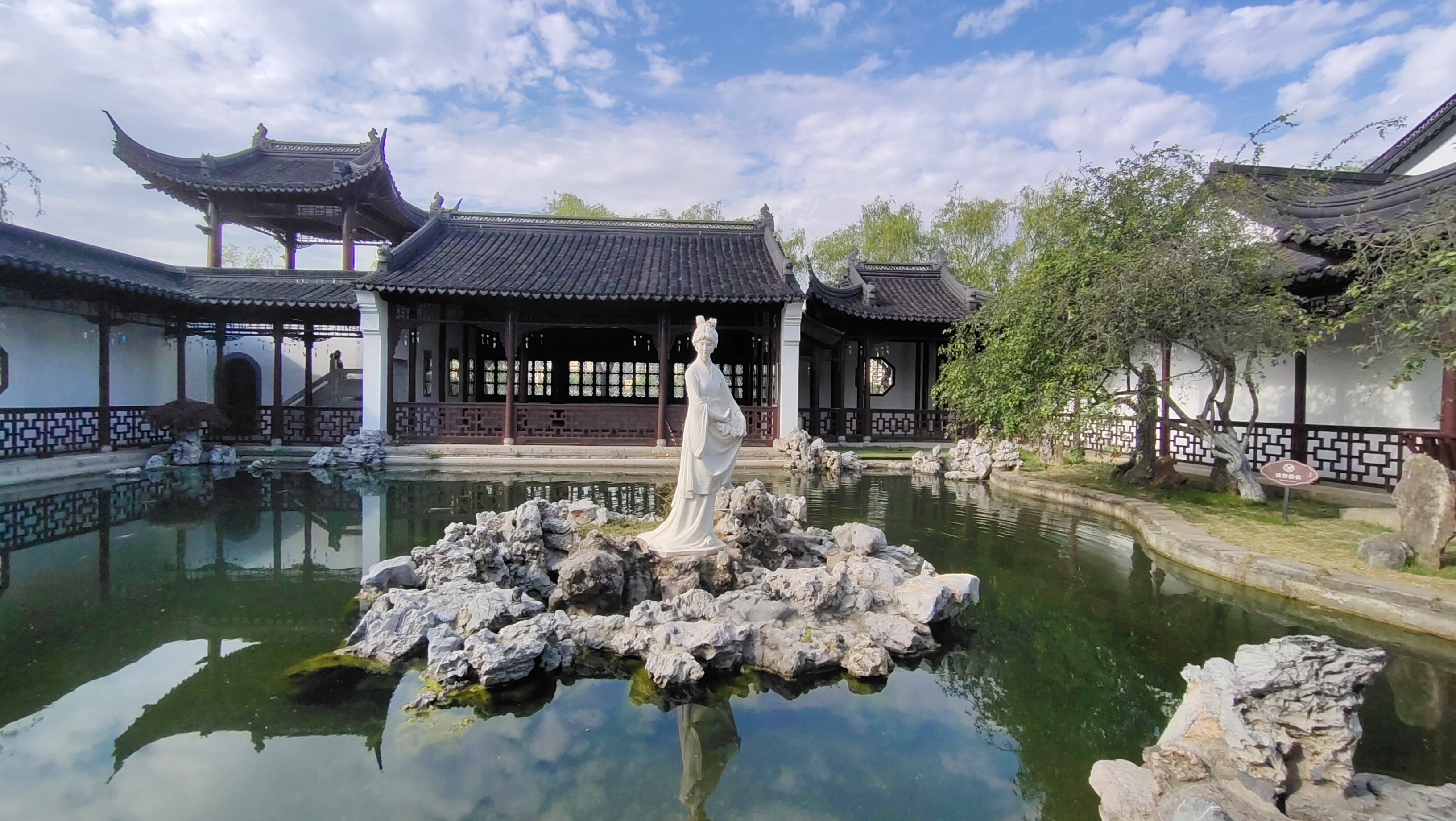 拥有"金陵第一名胜"美誉,南京莫愁湖,明清时期的江南人文胜地