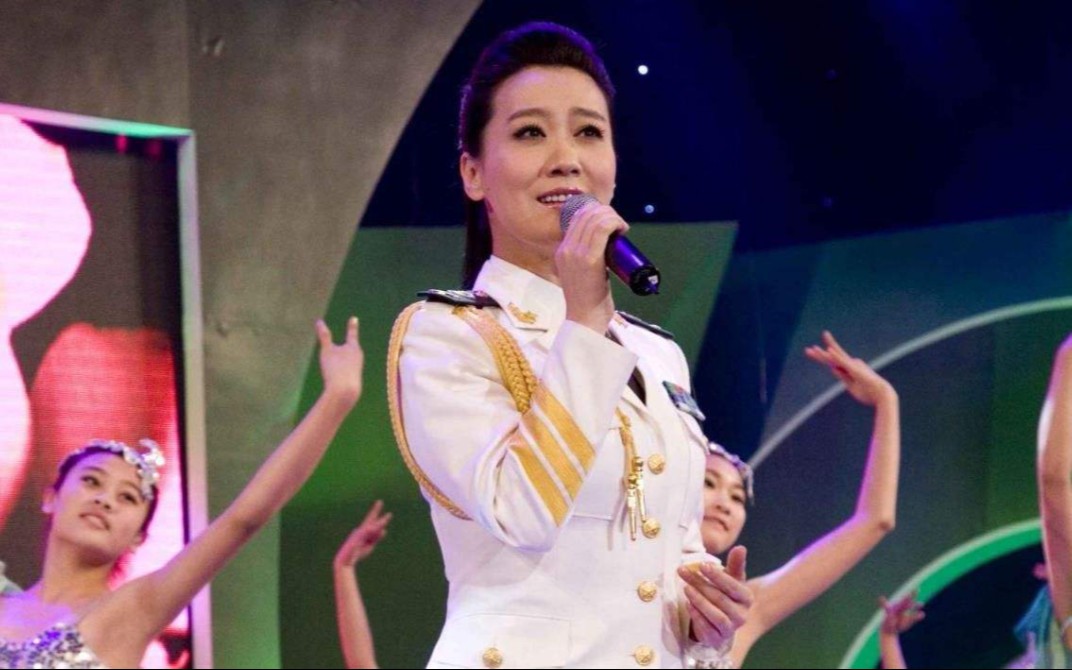 【谭晶】党旗颂!