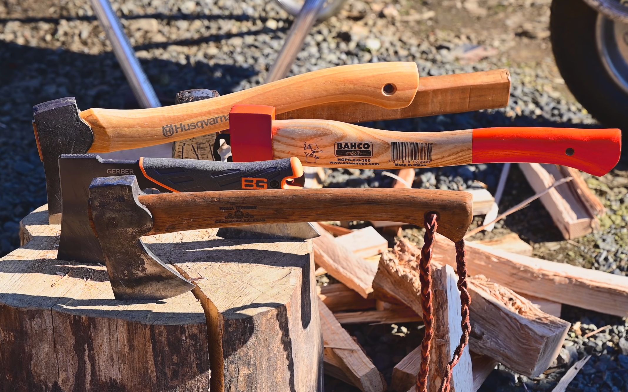 搬运icamplife 7款丛林斧评测及研磨方法 キャンフ92斧7种比较?