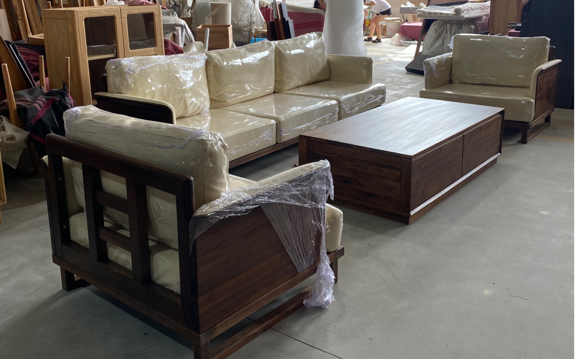 2023最火沙发97现代简约高颜值实木客厅沙发|黑胡桃原木客厅组合