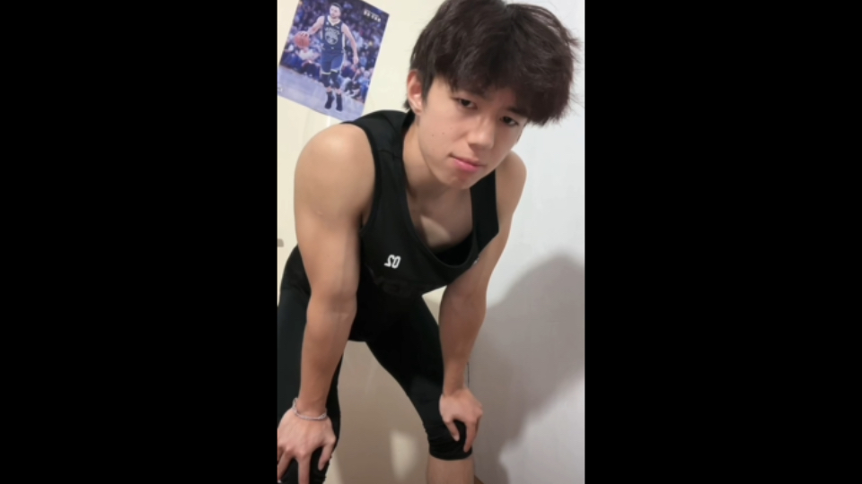 行走的人鱼线 黑袜黑色高弹可爱帅哥