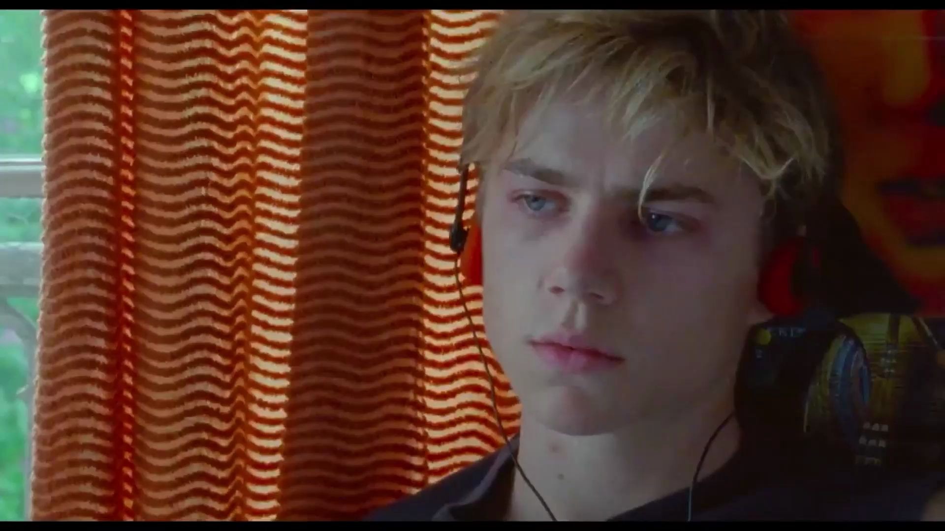 弗朗索瓦·欧容执导的第19部长片《85年盛夏》先导预告