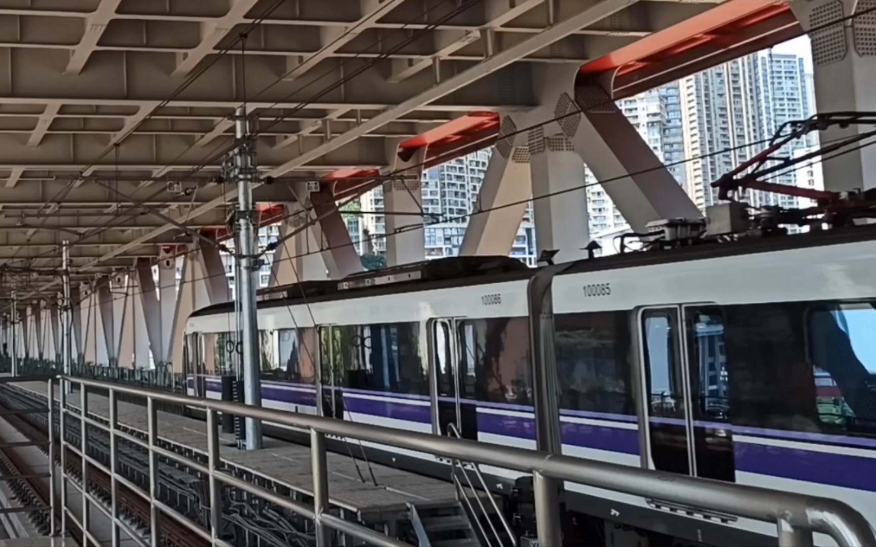 【重庆轨道交通】10008(6)车出曾家岩站 王家庄方向 原速原声