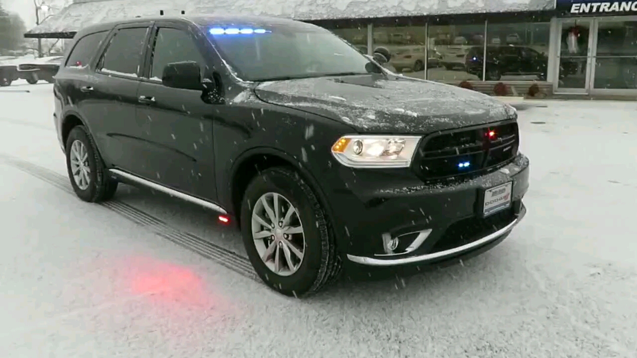 无标识雪佛兰塔霍和道奇杜兰戈警灯展示