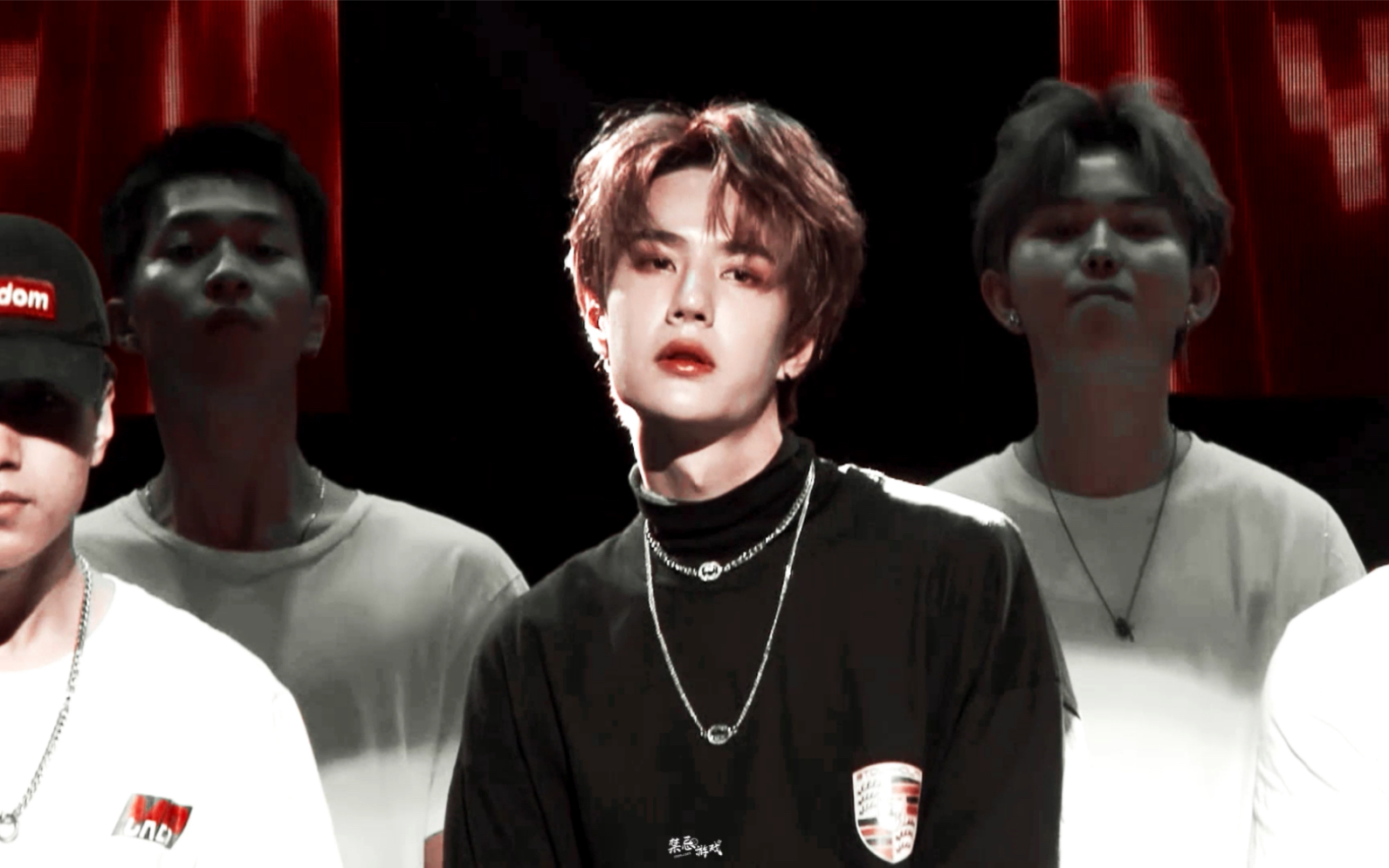 【王一博】2020跨年演唱会《无感 》直拍 太野了 满满的荷尔蒙 我死了