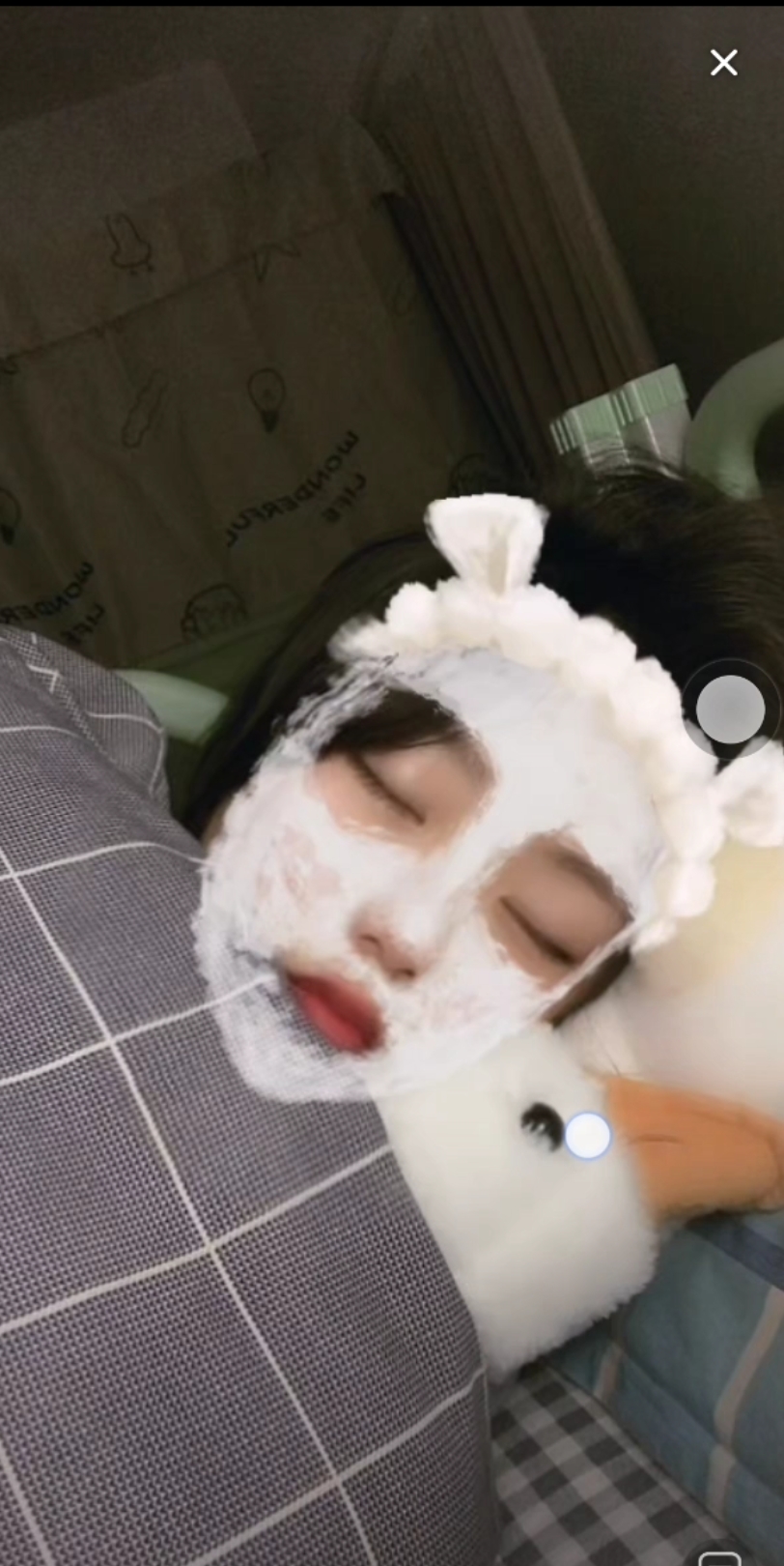 dy小姐姐直播睡觉